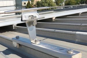 S-5-Z-Clamps-Fallprotection-PV-Anlage-mit-S-5-Z-Mini-WWZ-Zug-22.08.18-Kopie-2-e1613749564183